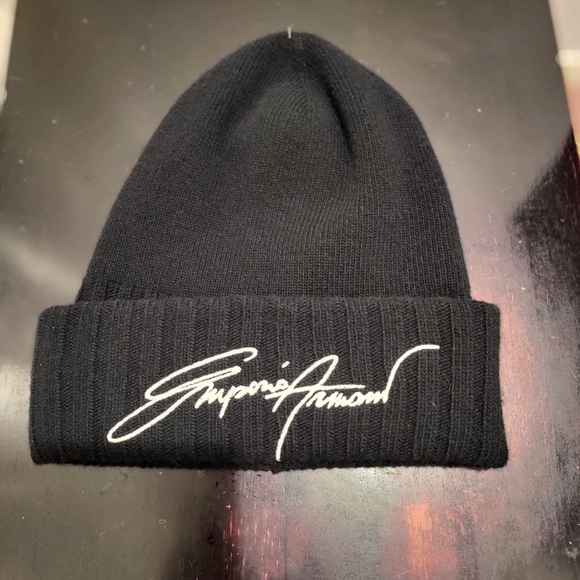 EMPORIO ARMANI Knitted XL Logo Beanie - UNISEX - Picture 5 of 8